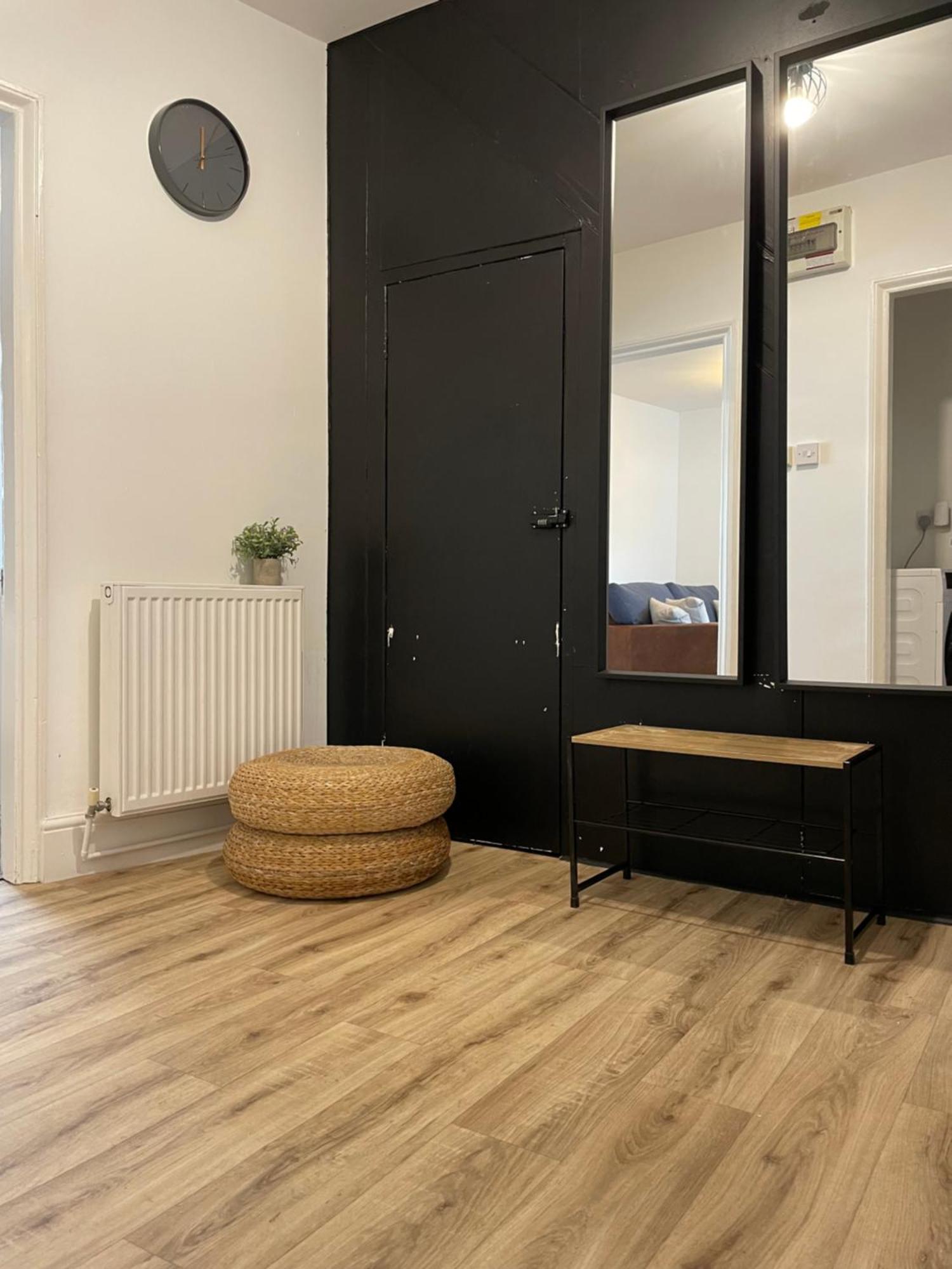 Flat 1 Lägenhet Lampeter Exteriör bild